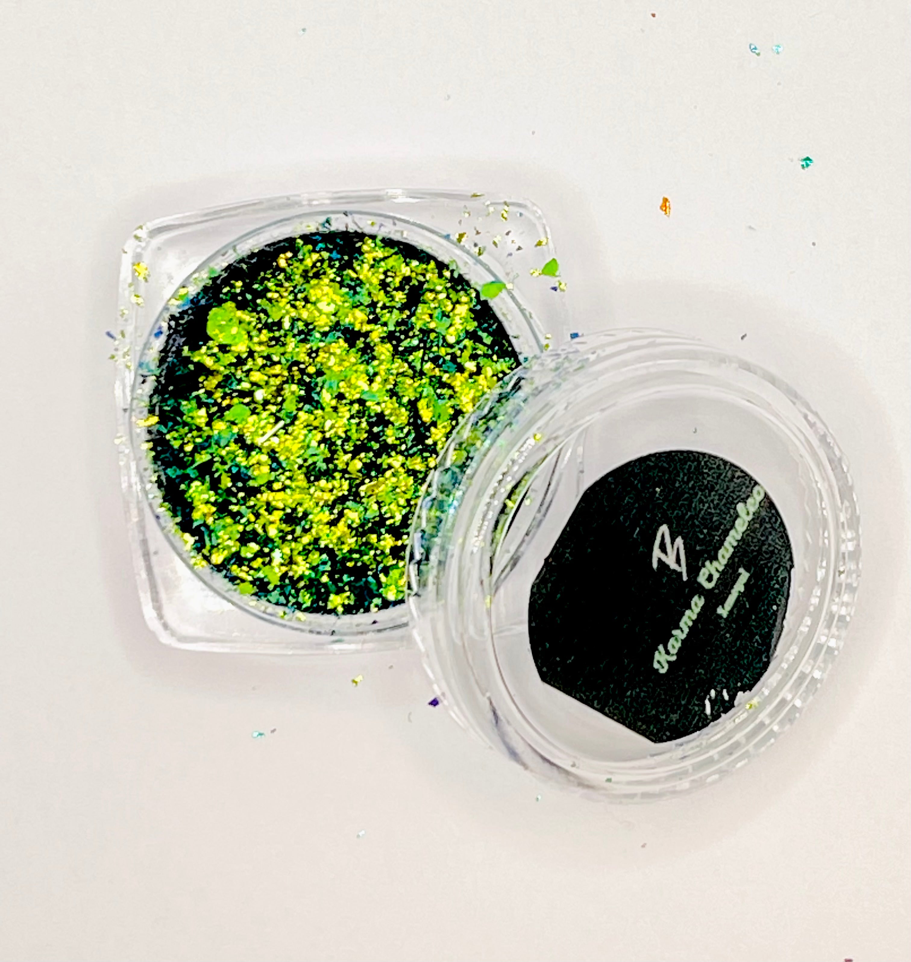 Multi Chromatic Flakes - Beautiful Shellz Cosmetics| Senegal Multi Chromatic Flakes | BeautifulShellZ